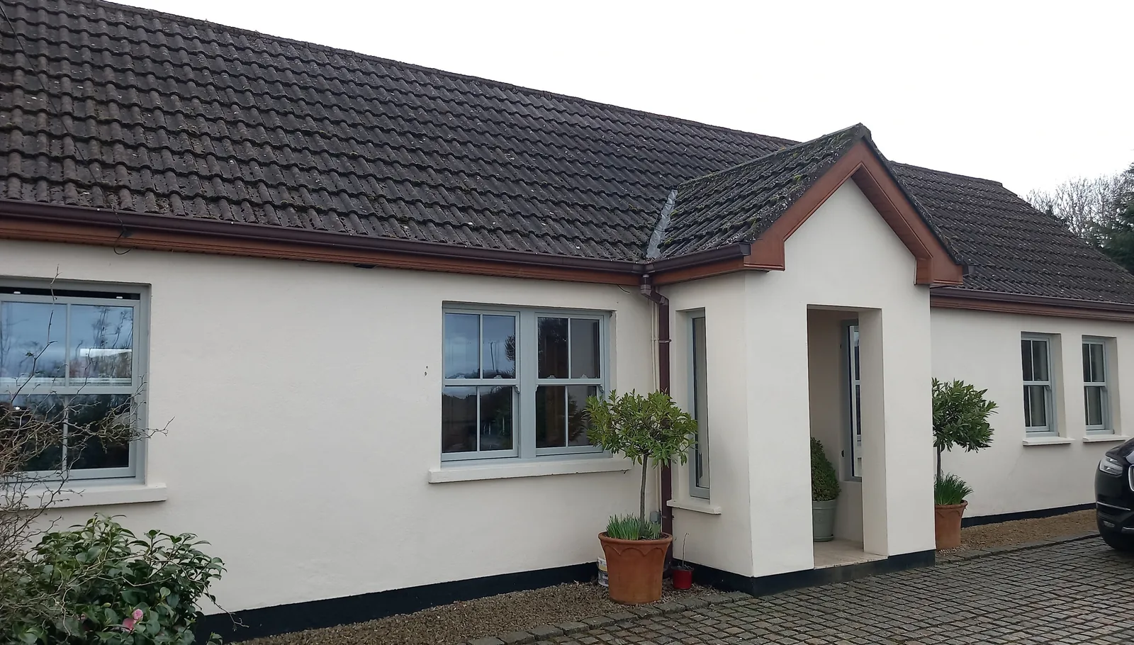 Full window replacement on a family home